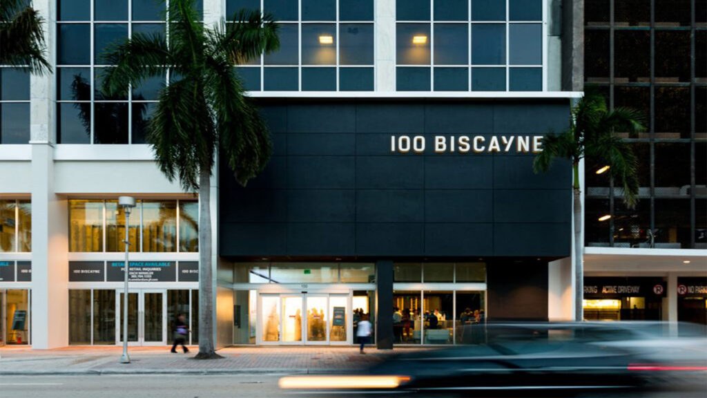 100 Biscayne 00001