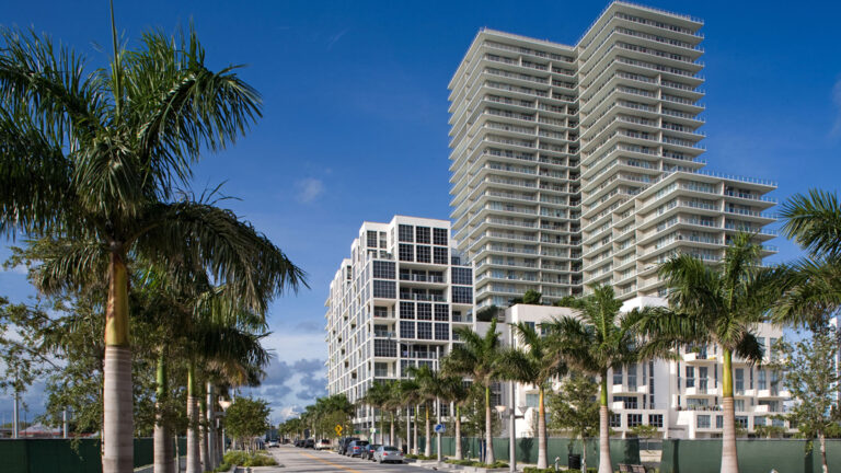 2 Midtown 00005