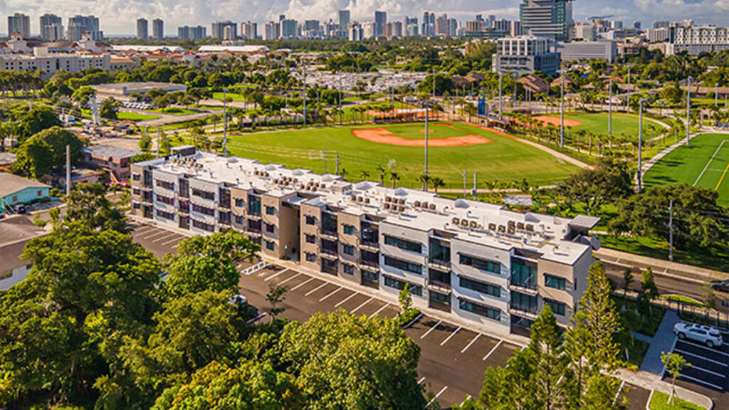 215 Park 00001