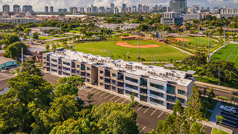 215 Park 00001