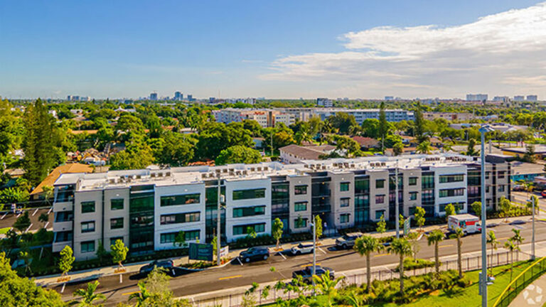 215 Park 00003