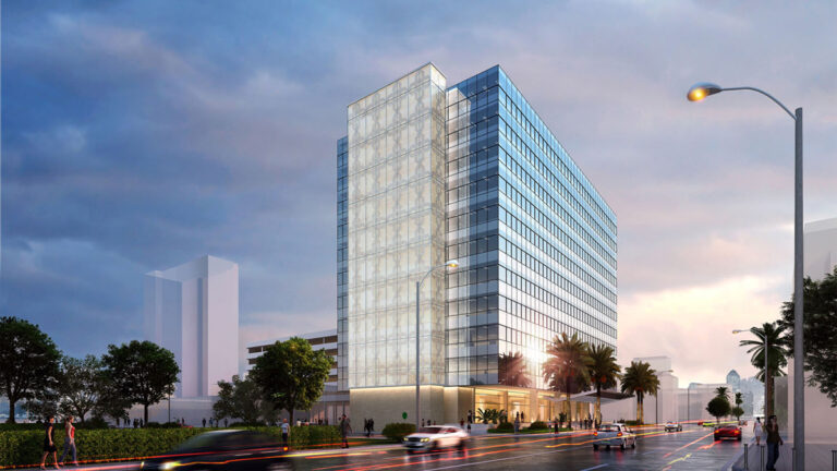 2600 Douglas Road 00003