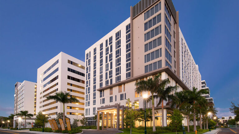 Aventura Park Square Residential Tower 00002