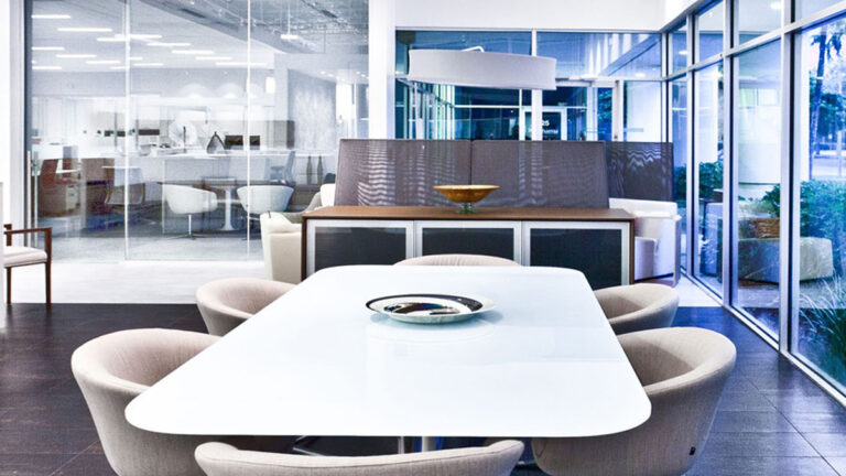 Empire Office Showroom 00009