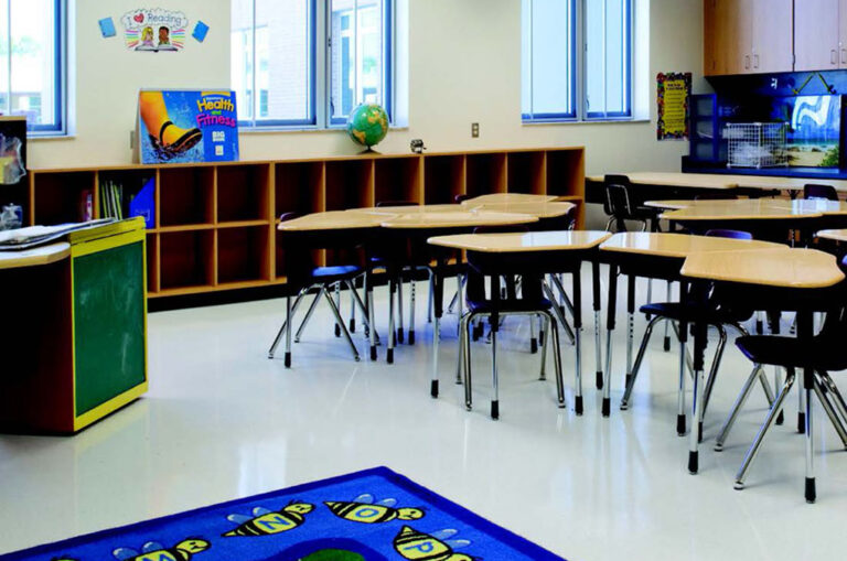 Highlands Elementary School 00003