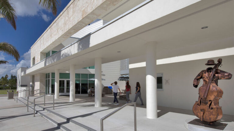 Miami Country Day Arts Center 00007