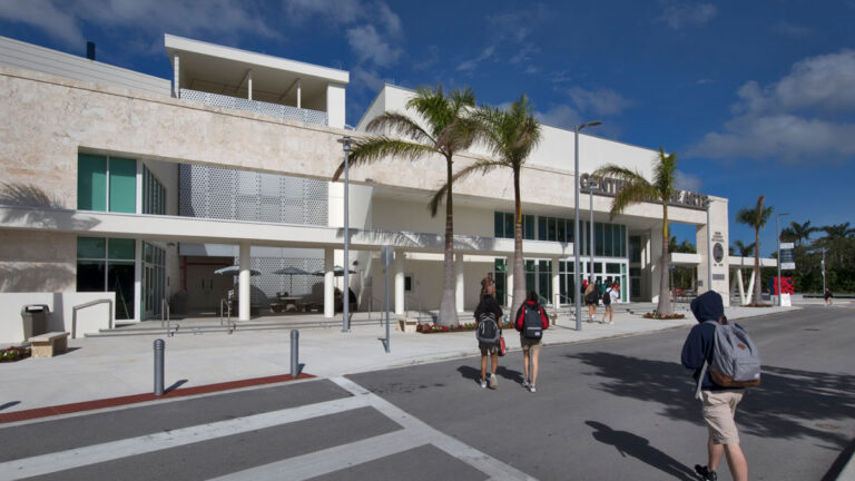 Miami Country Day Arts Center 00008