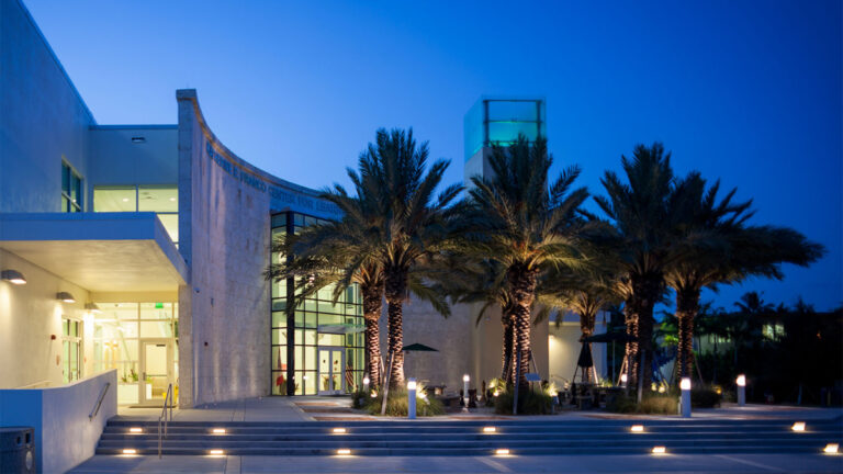 Miami Country Day School 00011