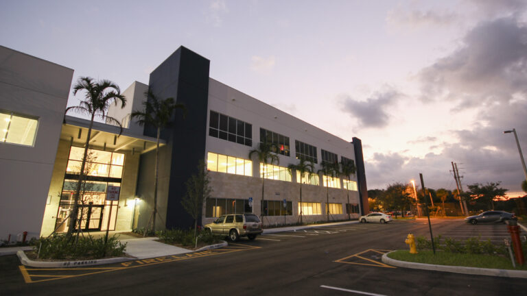 Paul and Maggie Fischer High School and Gymnasium 00001