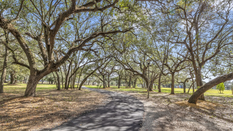 Rolling Oaks Park 00010