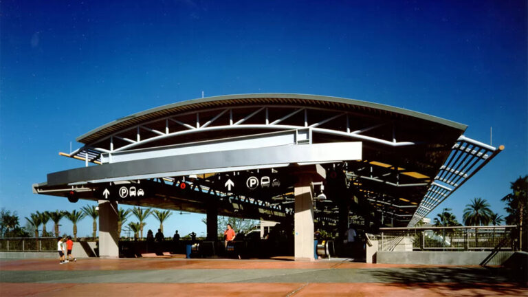 Universal Studios Transportation Center 00004